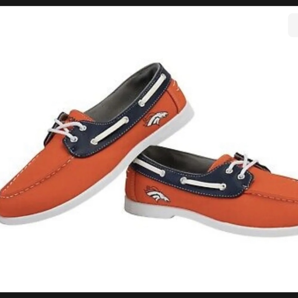 Denver Broncos NFL Men's Side Logo Slip-On Canvas Shoes, Size 9- New